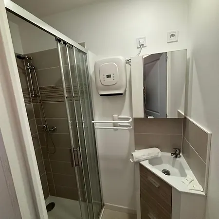 Apartman 14 Concorde Tinqueux